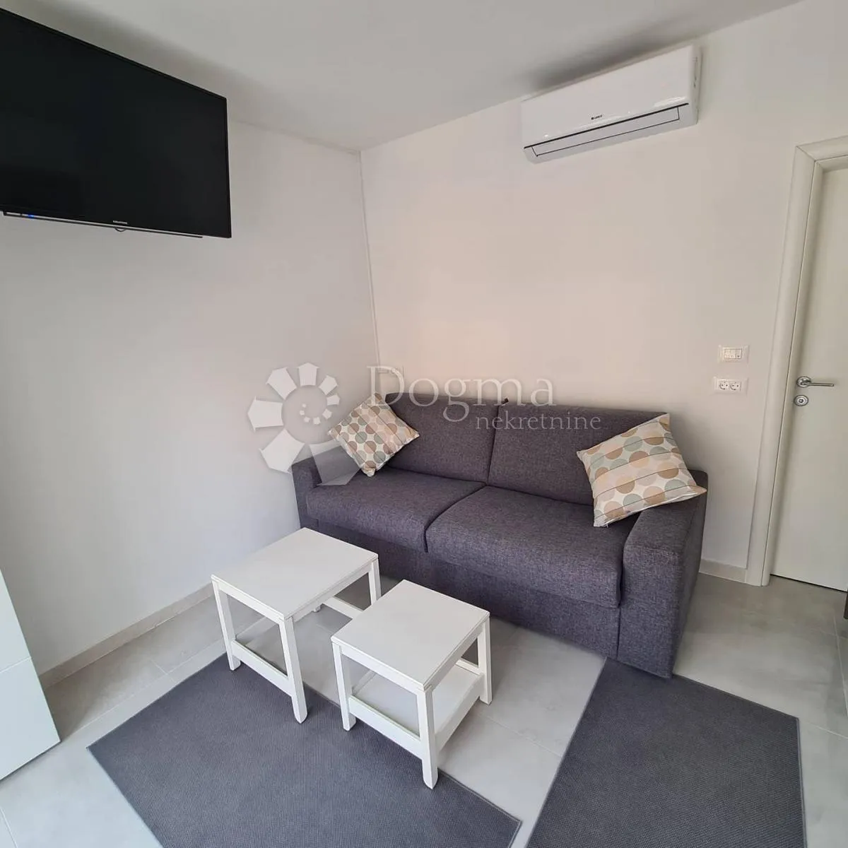 dramalj, apartmanska kuća 200 m od mora - slika 18