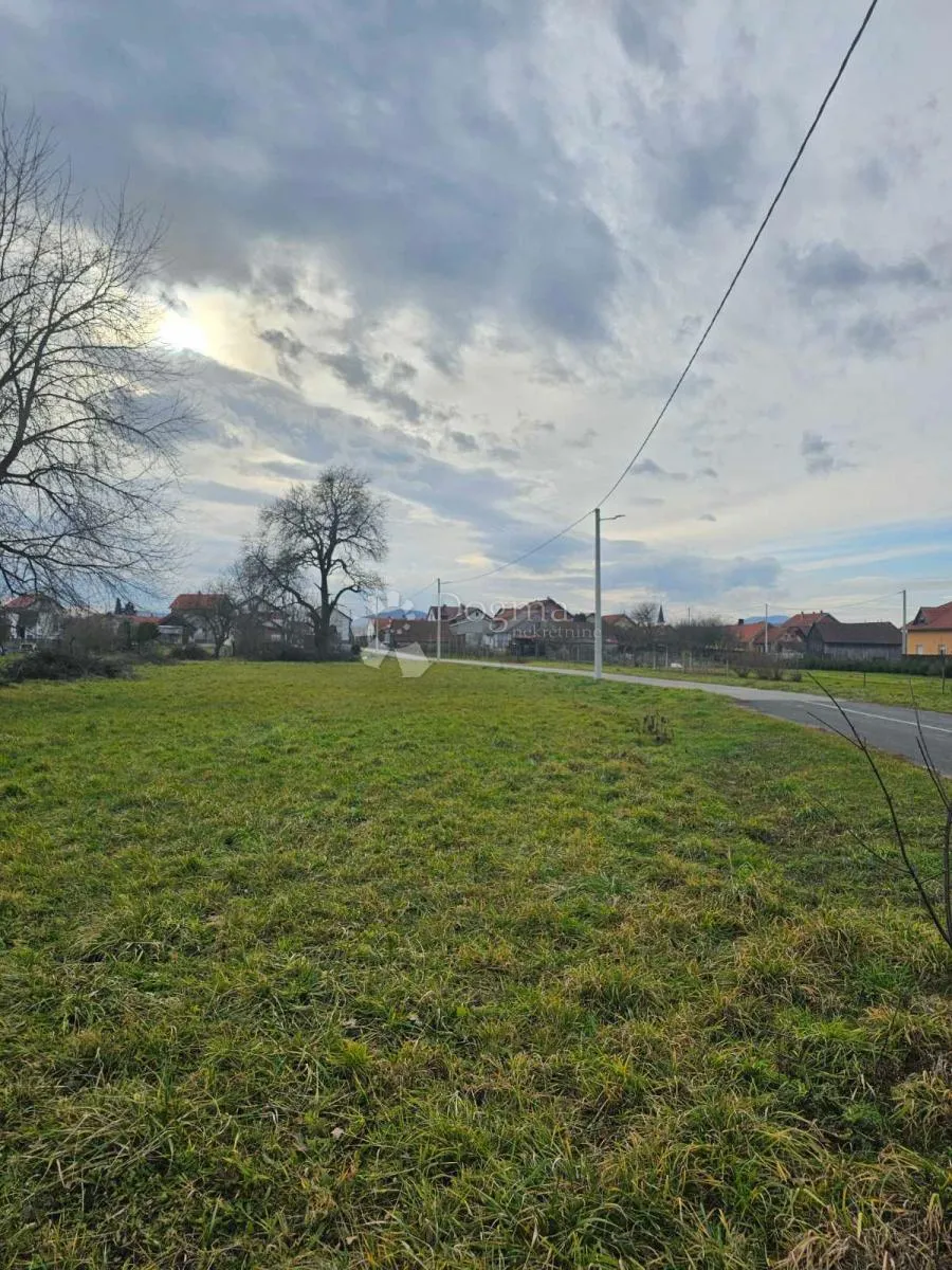 građevinsko zemljište s velikim potencijalom – 1730 m² - slika 1