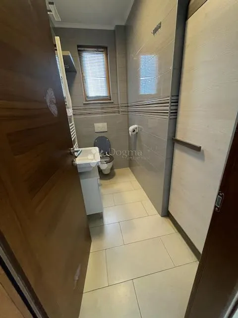 srdoči-3s+db novogradnja 83.70m2+garaža+parking - slika 11