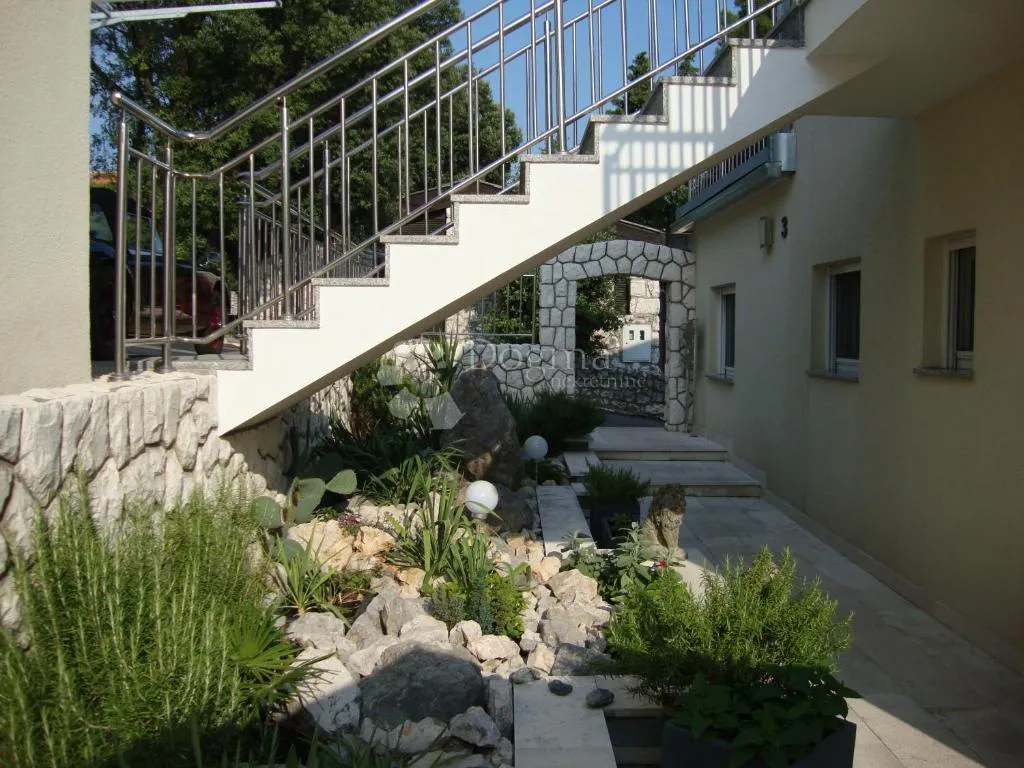 prekrasna kuća na korak do mora - slika 20