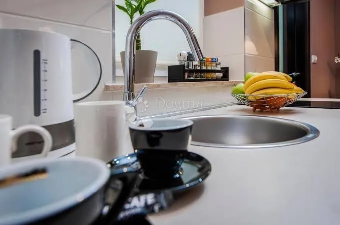 rovinj – moderan studio apartman na odličnoj lokaciji - slika 10