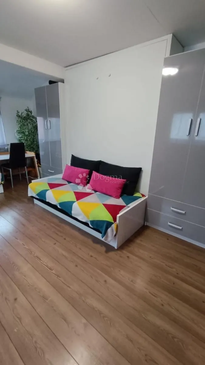 investicijska prilika - 2 uređena stana u čulincu ukupno 80m2 - slika 6
