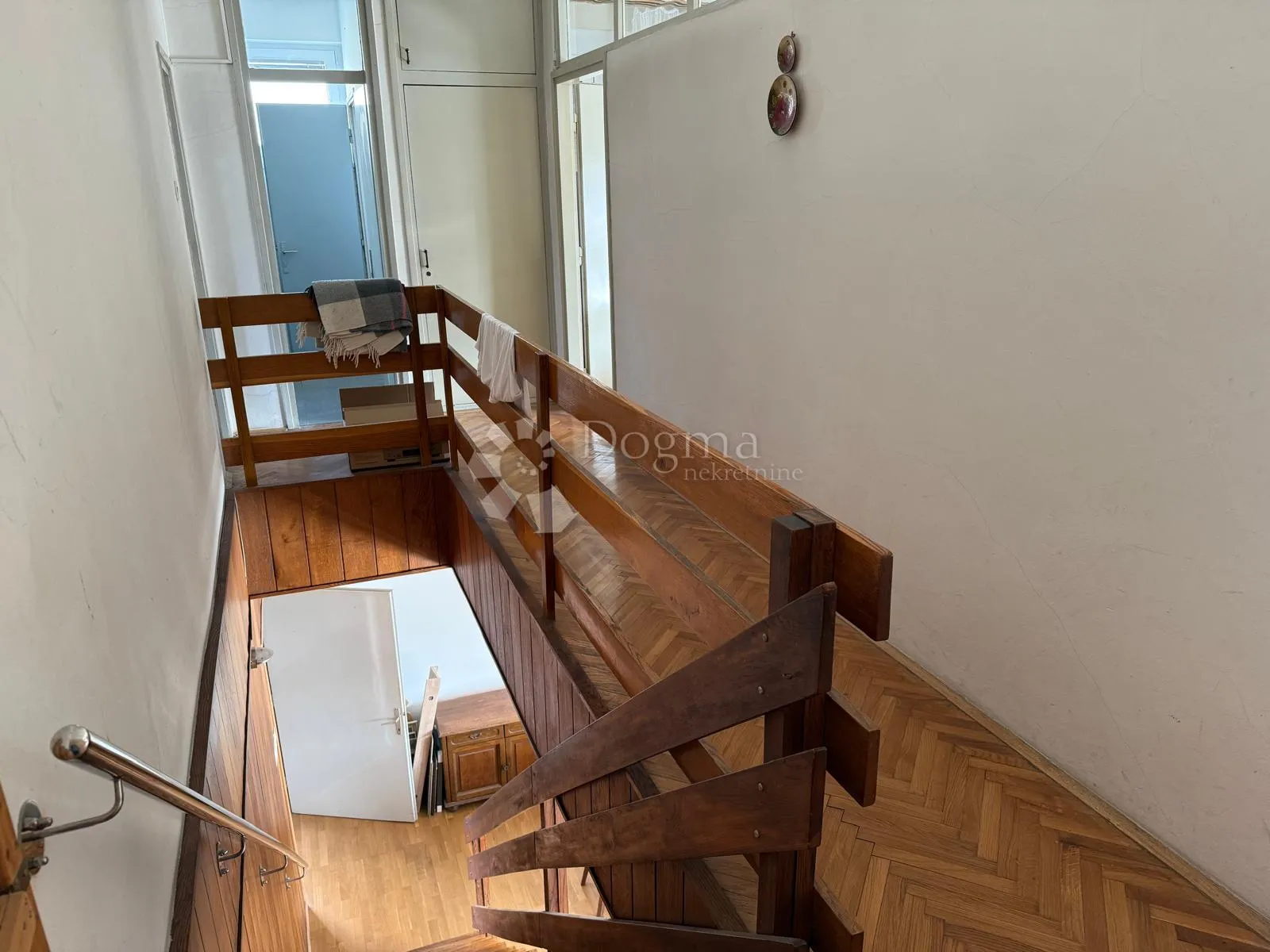 kuća s velikim potencijalom - slika 13