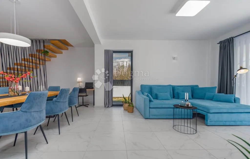 privlaka: moderna vila s bazenom - slika 5