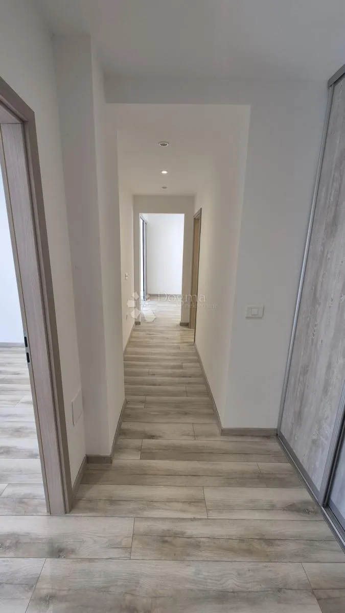 dvosobni stan u centru pule površine 72,83 m2 - slika 6