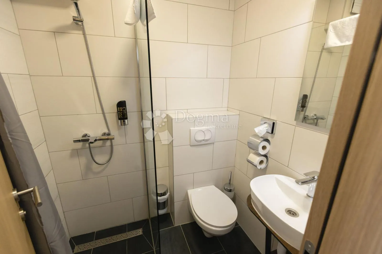 obiteljski hotel - zadar 983,38 m2 - slika 16