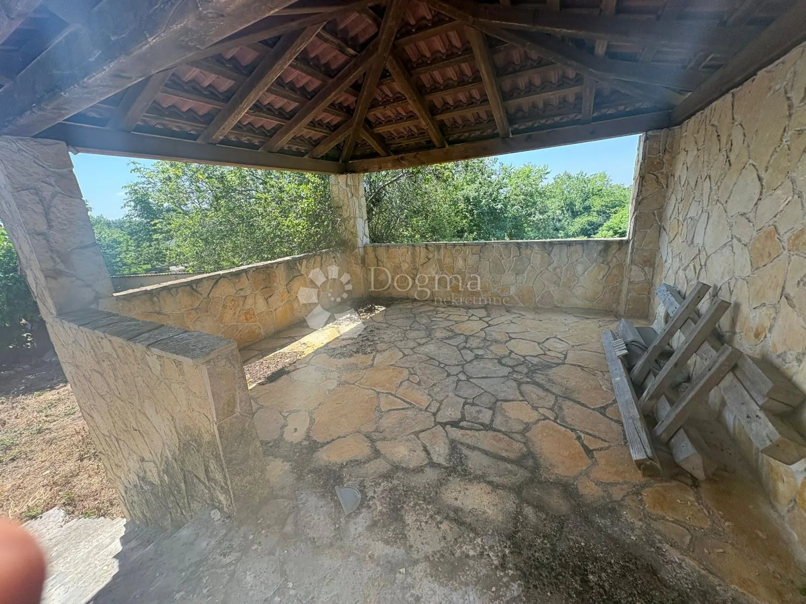 kuća sa velikim potencijalom u srcu istre - slika 40