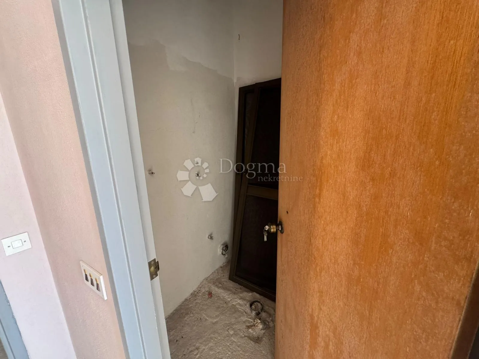 kuća okrug gornji - slika 25