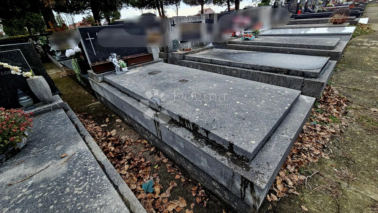 prekrasna i očuvana grobnica pod spomeničkom zaštitom - slika 90
