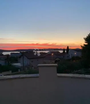 unikatna vila iznimne lokacije (pogled na more) - biograd na moru - slika 17