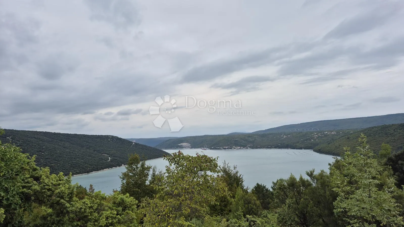 građevinsko zemljište površine2878 m2 u raklju - slika 19