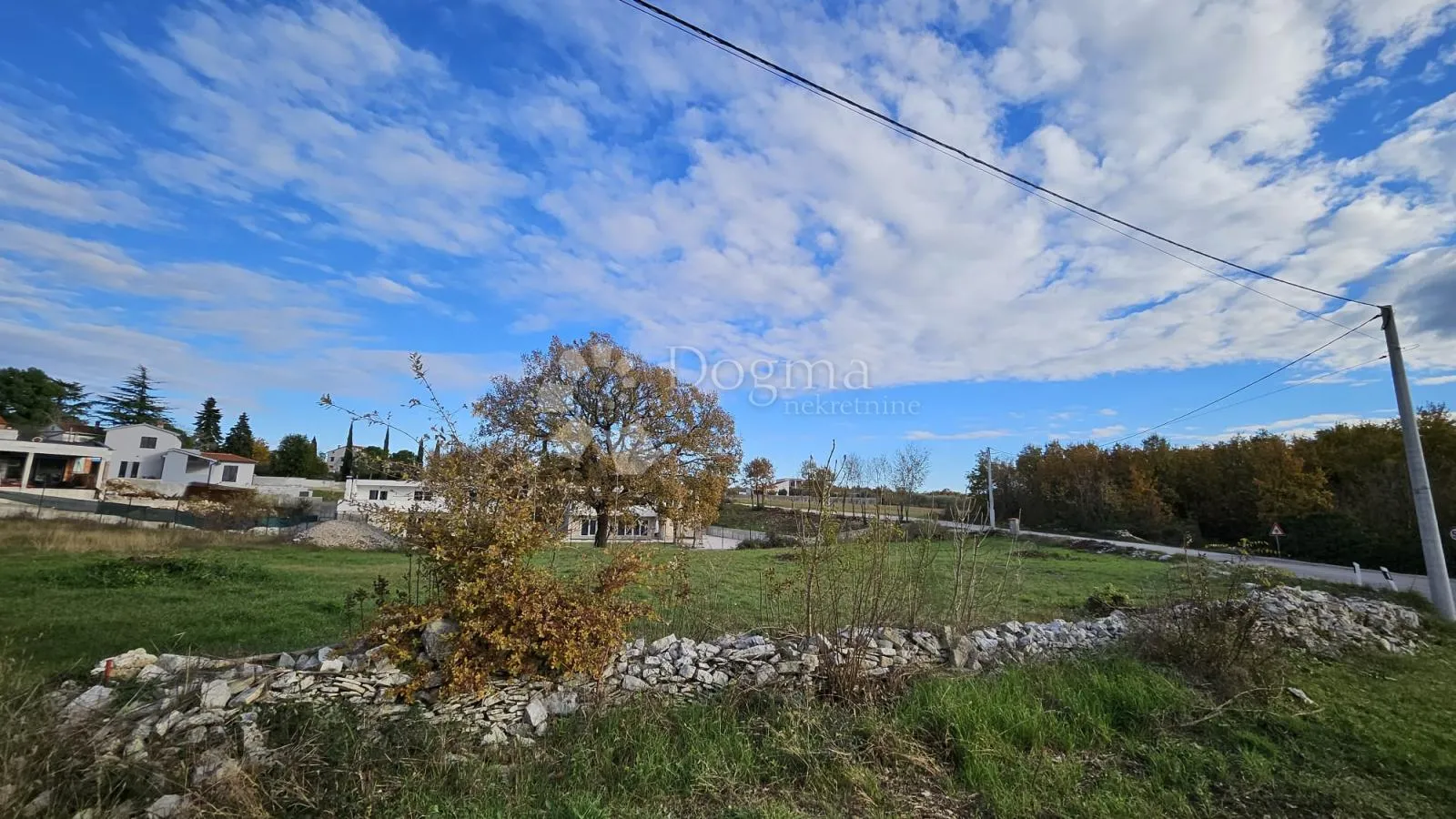 građevinsko zemljište na mirnoj lokaciji - slika 2