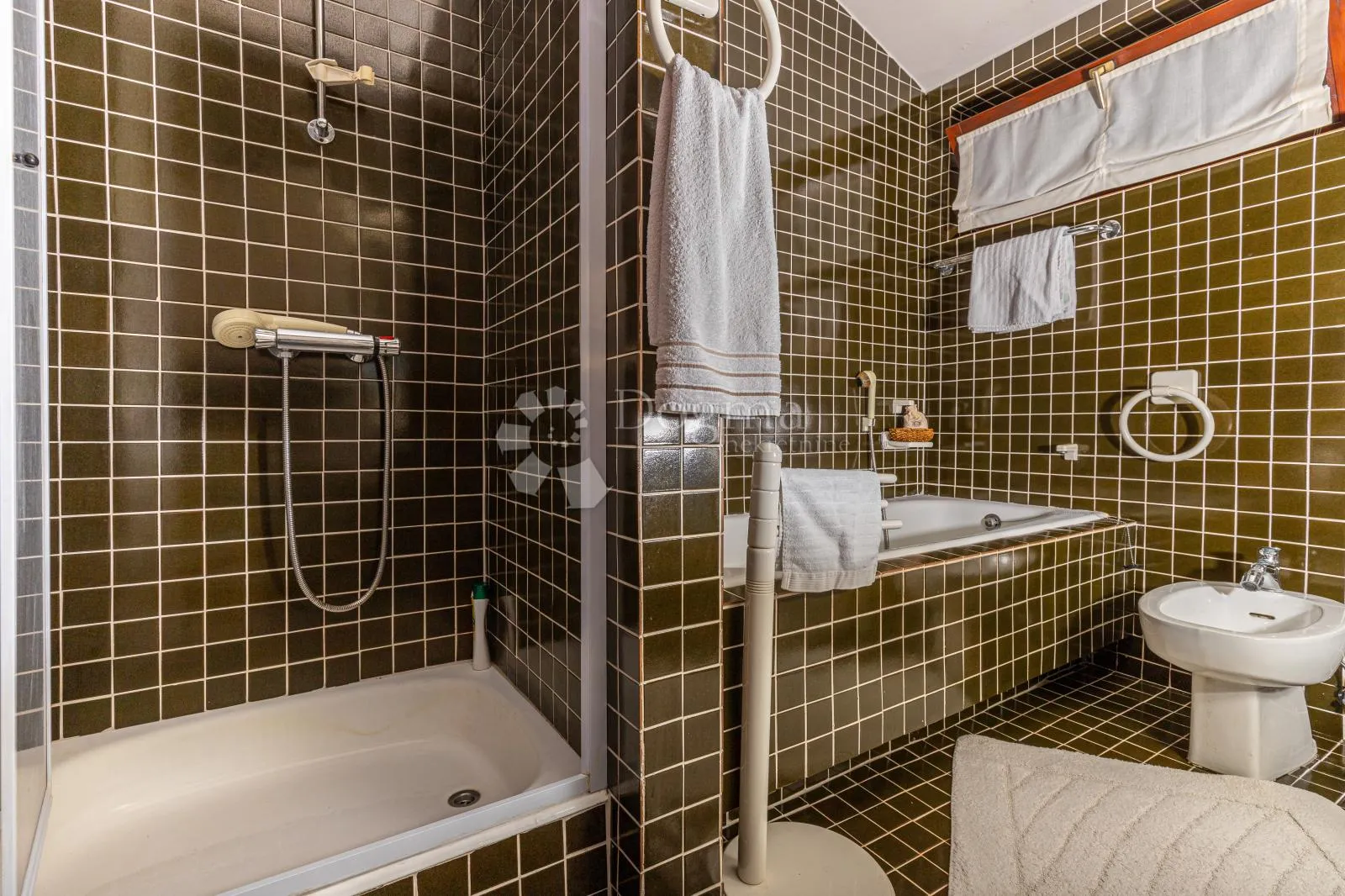 apartman sa galerijom i prekrasnim pogledom na more - slika 40