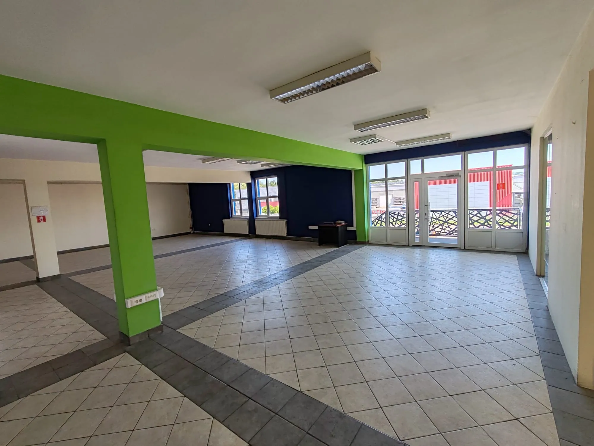 poslovni prostor 269 m² s 10 parkirnih mjesta – idealno za tihe djelatnosti - slika 2