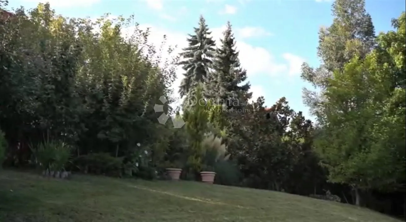 vila na varaždinbregu s prekrasnim arboretumom - slika 10