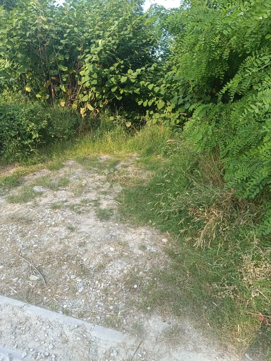 građevinsko zemljište na velikom vrhu - slika 2