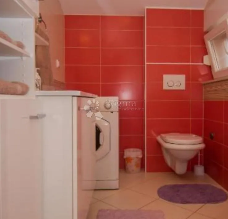 stupin čeline - rogoznica - apartman 100 metara do mora - slika 7