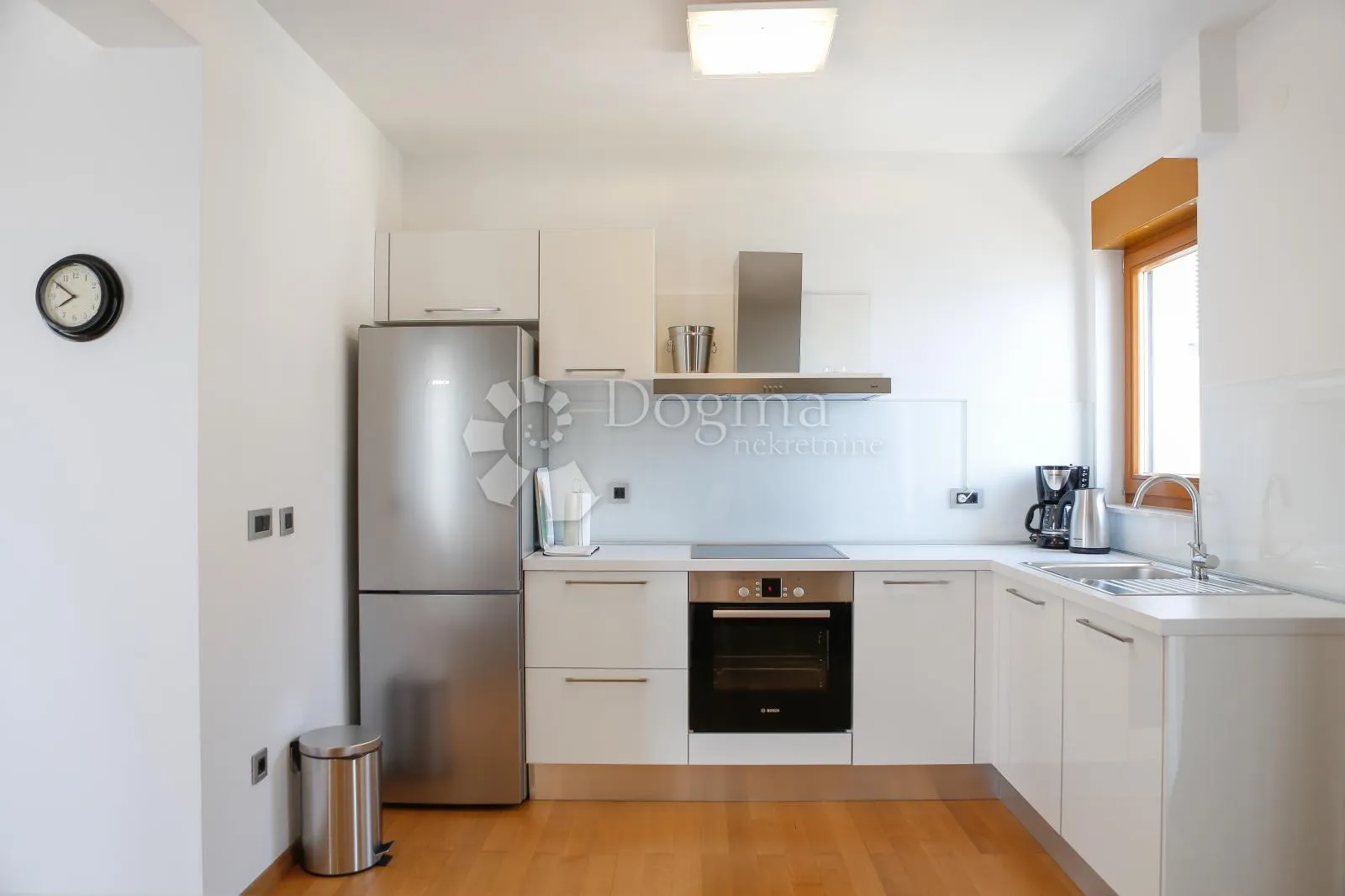 apartman prvi red do mora 3s+db - slika 10