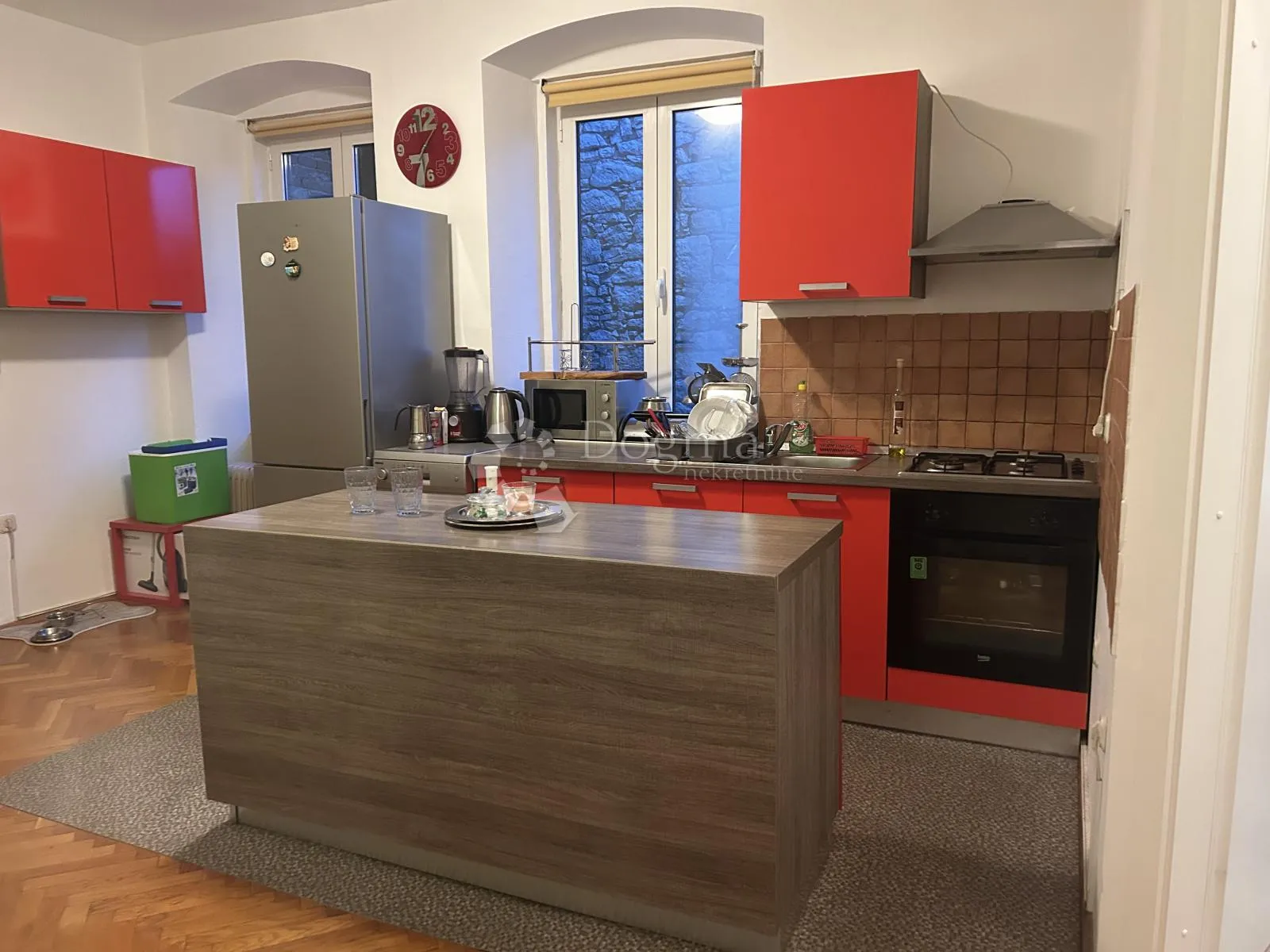 rijeka , centar -stan u centru grada stan površine 53.22m2 - slika 1