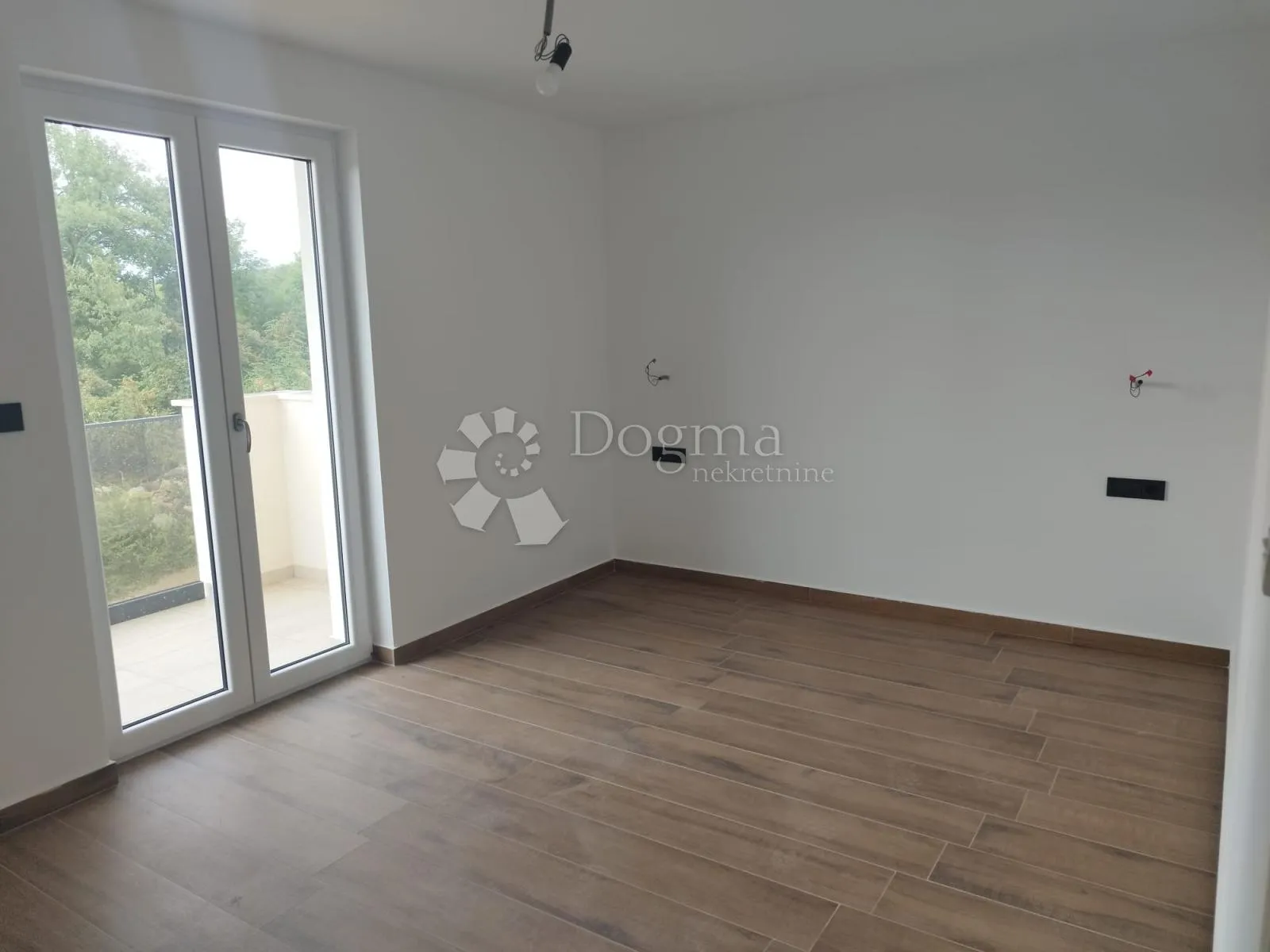 malinska - dva apartmana s okućnicom - slika 19