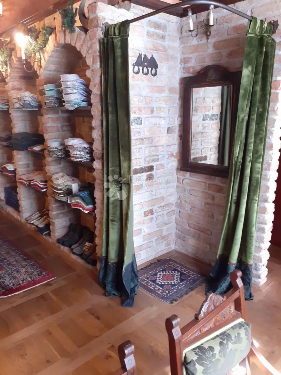 vintage poslovni prostor s galerijom, potpuno namješten – centar rijeke - slika 4