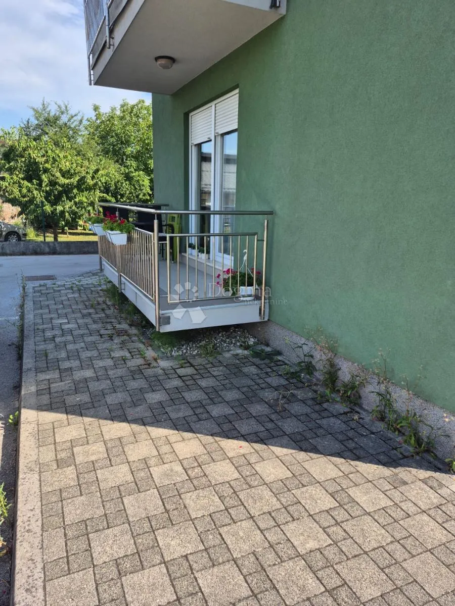 blato | 2-sobni stan s balkonom, parkirnim mjestom i spremištem - slika 10