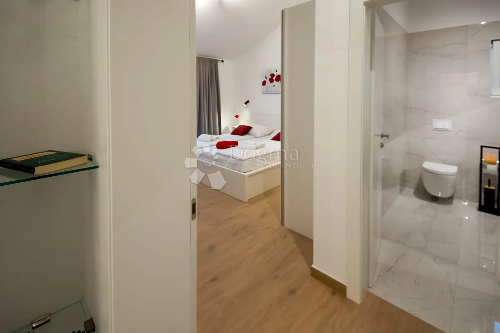 luksuzna vila u prirodnom okruženju - slika 24