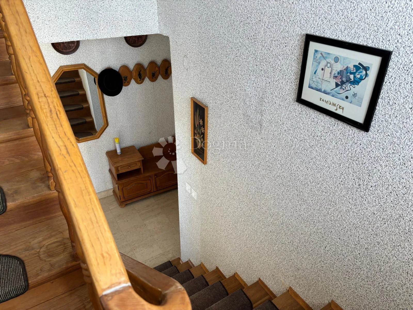 kuća s pogledom na ivančicu ! - slika 10