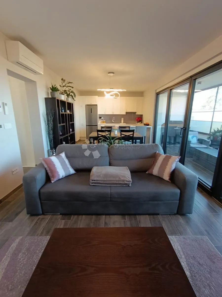 odličan stan/apartman sa 19 m2 terase - malinska - slika 8