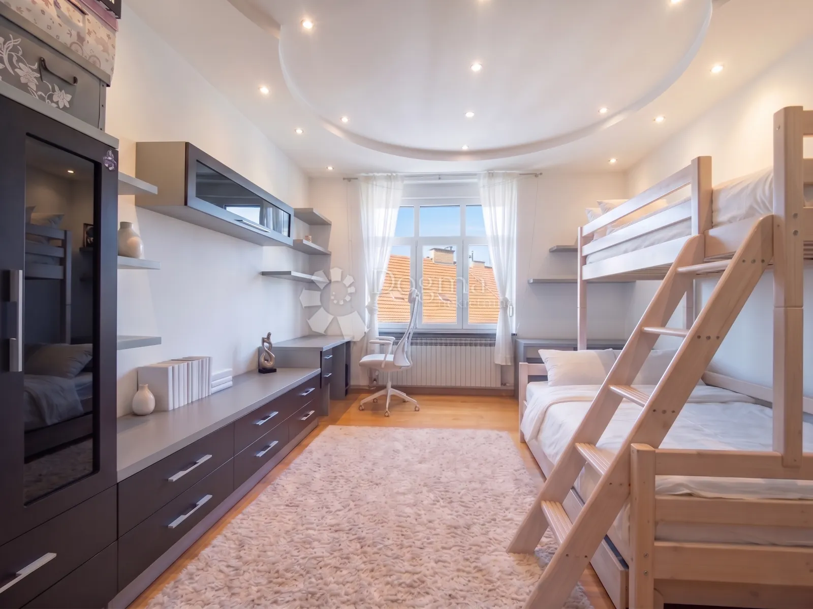 stan centar 102m2 - slika 4