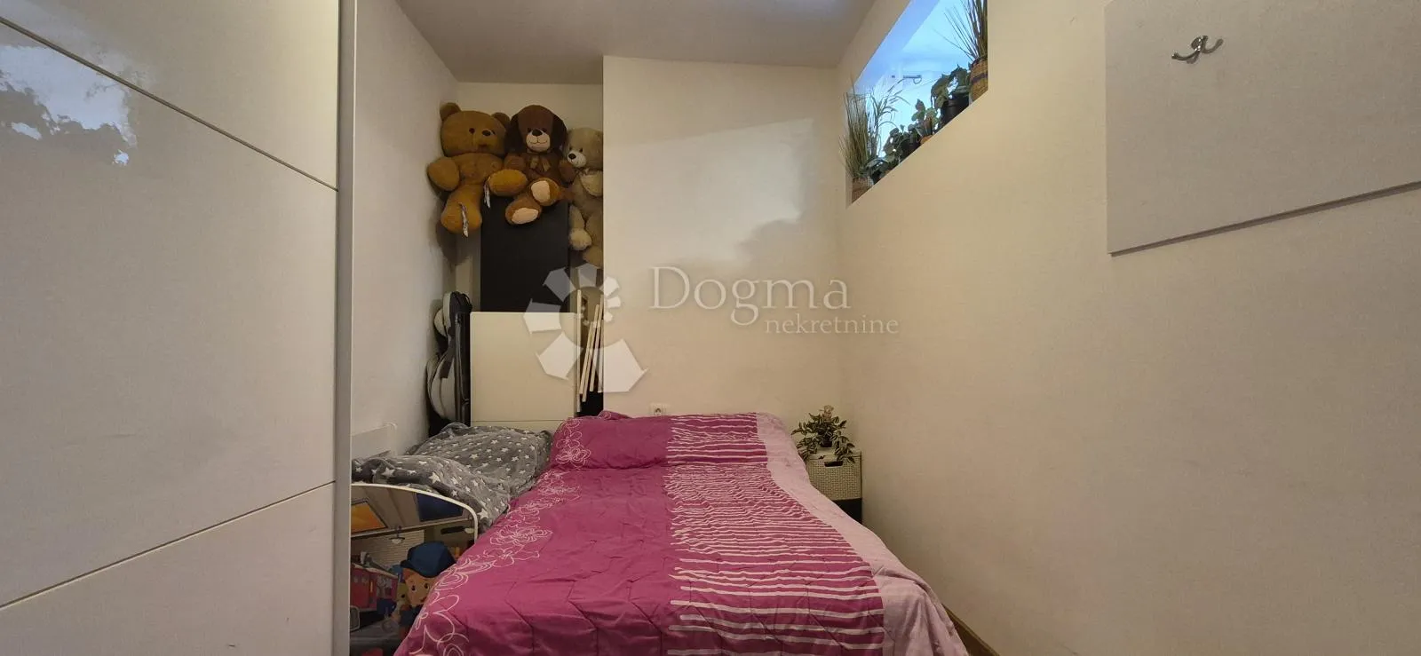 stan 40,82 m2 300 m od mora - slika 16