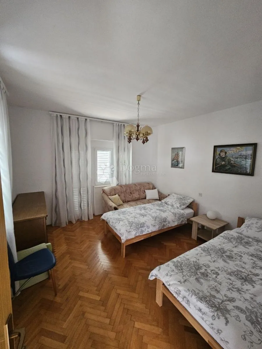 samostojeća kuća s pogledom na more marinova draga! o.čiovo - slika 8