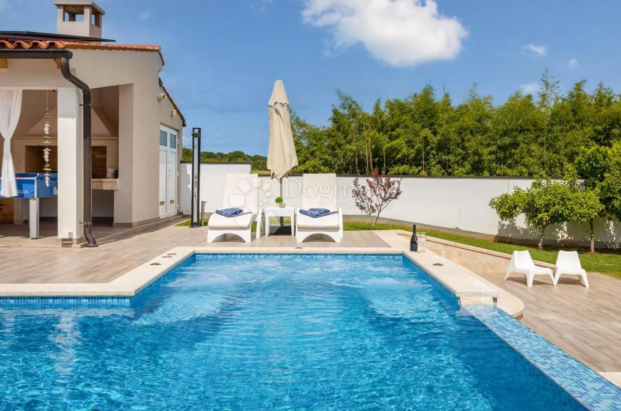 villa u banjolama 150m2 za dugoročni najam - slika 3