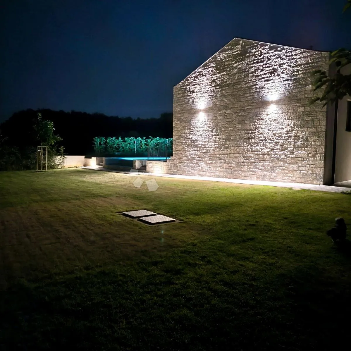 luksuzna villa u okolici rovinja - slika 15