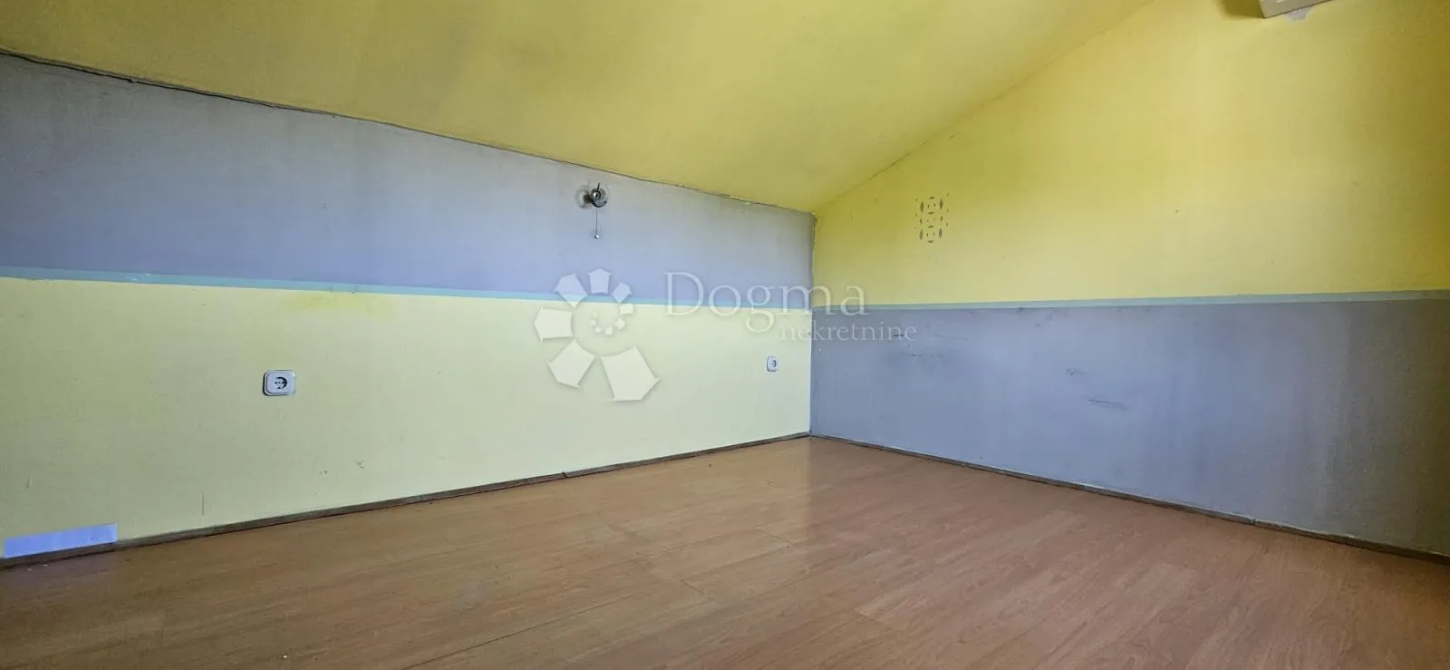 komforna mala kuća od 110m² - slika 15