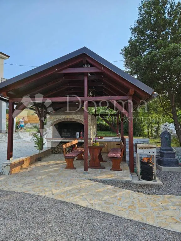 kuća čavle sa uhodanim turističkim najmom - slika 35
