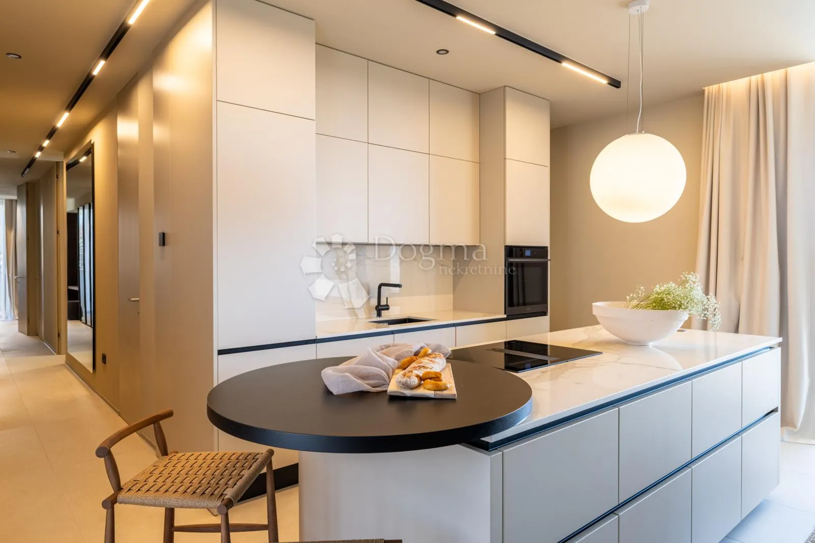 ekskluzivna smart home vila, kompletno opremljena, s otvorenim pogledom - slika 8