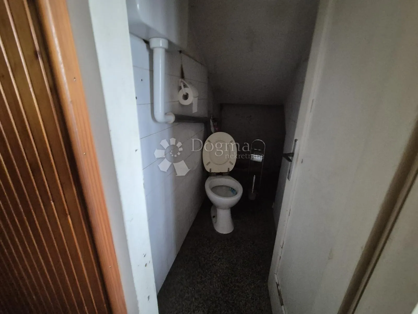 seosko imanje sa kućom trokatnicom i 25.194m² zemljišta! - slika 5