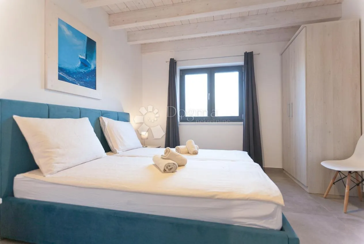 vila s bazenom i wellnessom u medulinu (pomer) - istra - slika 16