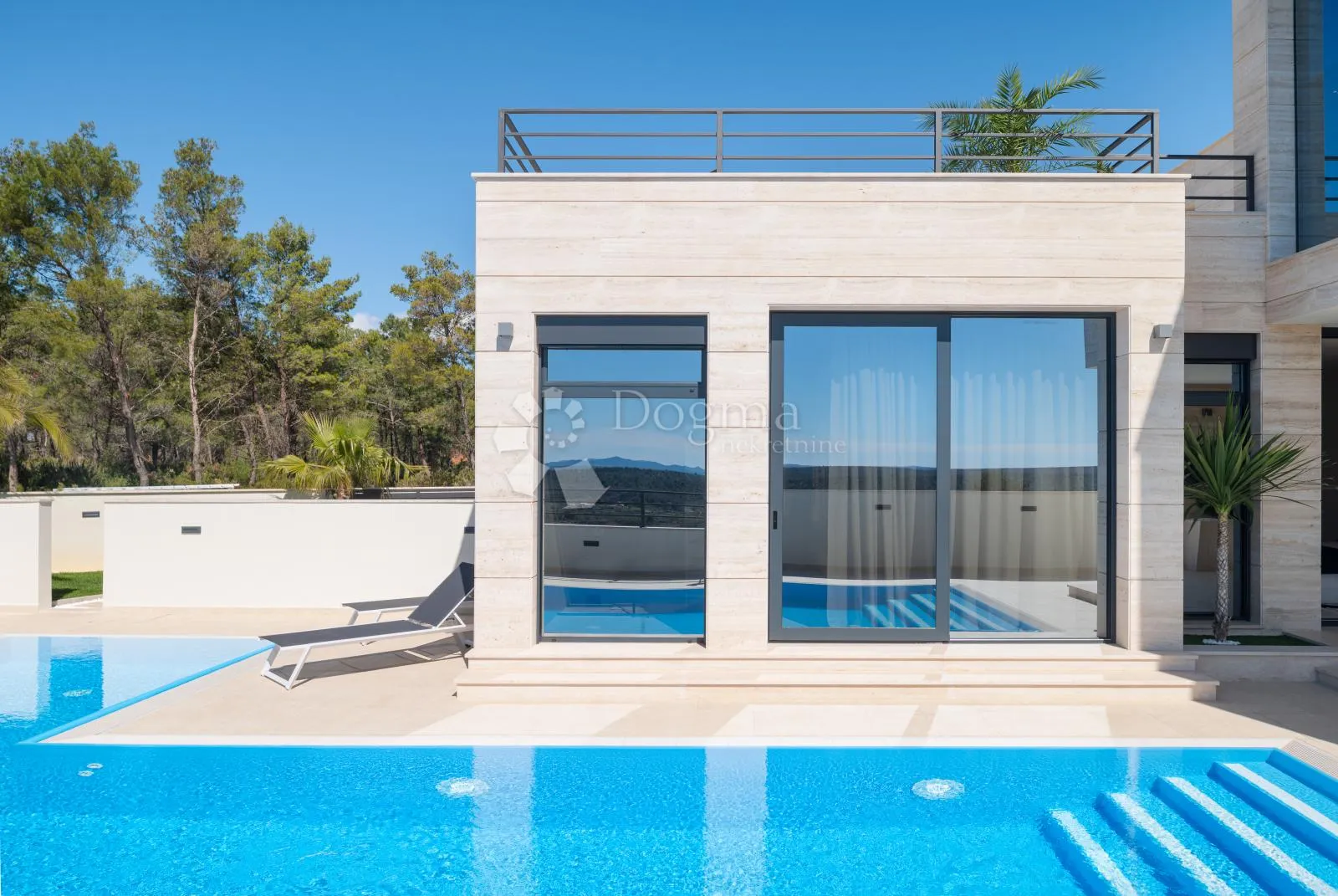 ekskluzivna vila u ražancu – bazen+panoramski pogled na jadran - slika 12