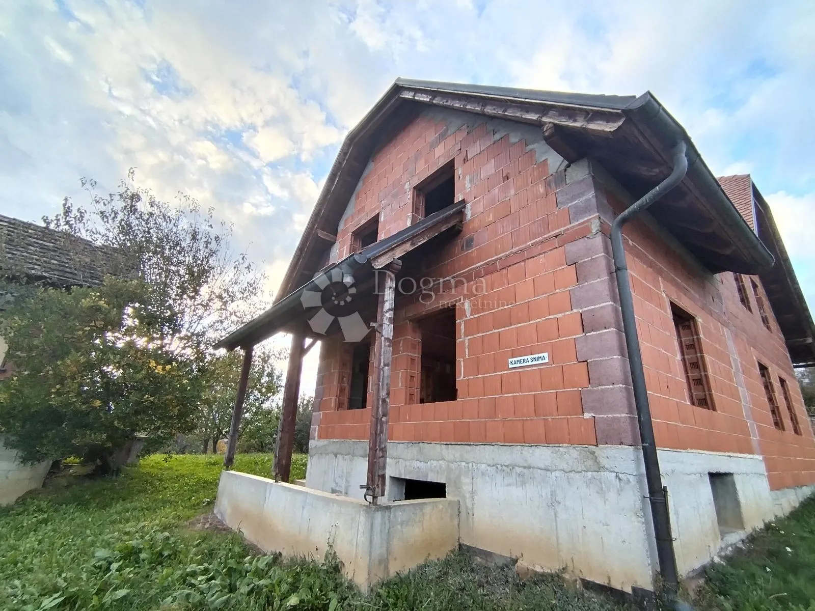 kuća s potencijalom u blizini križevaca - slika 3