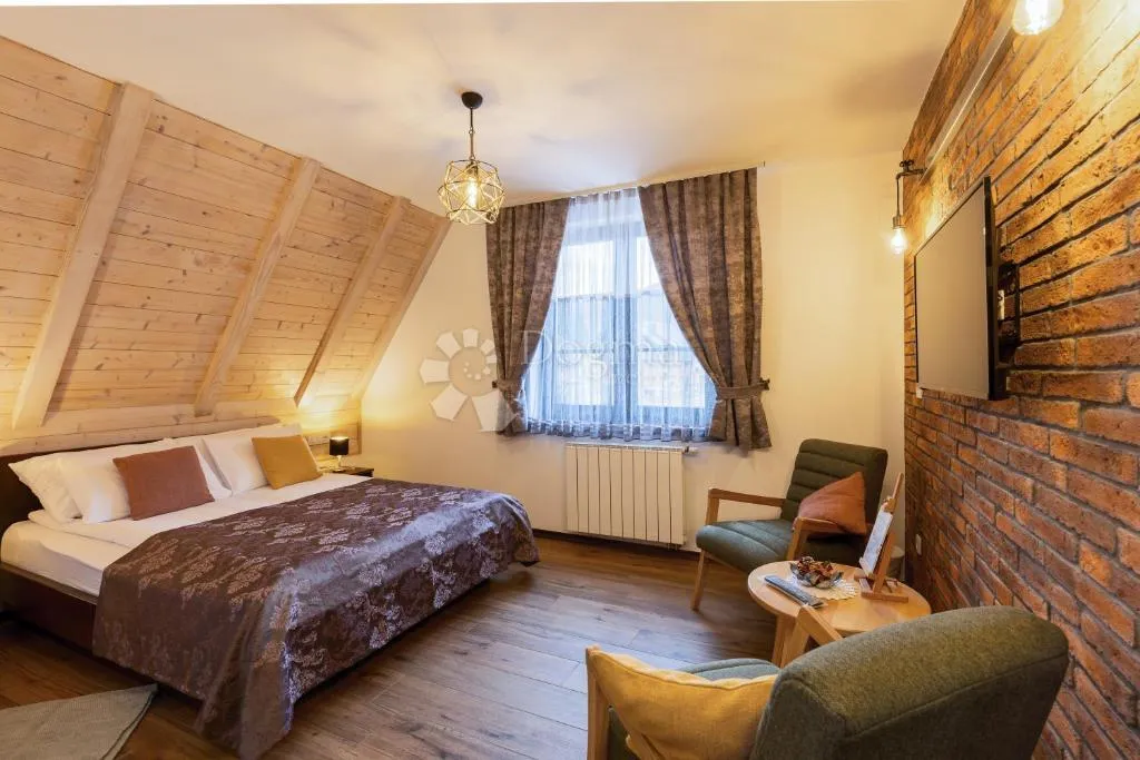 odličan manji hotel sa uigranim poslom - slika 9