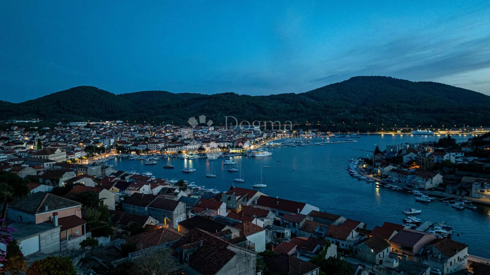 ekskluzivna moderna vila s panoramskim pogledom na more, vela luka - slika 5