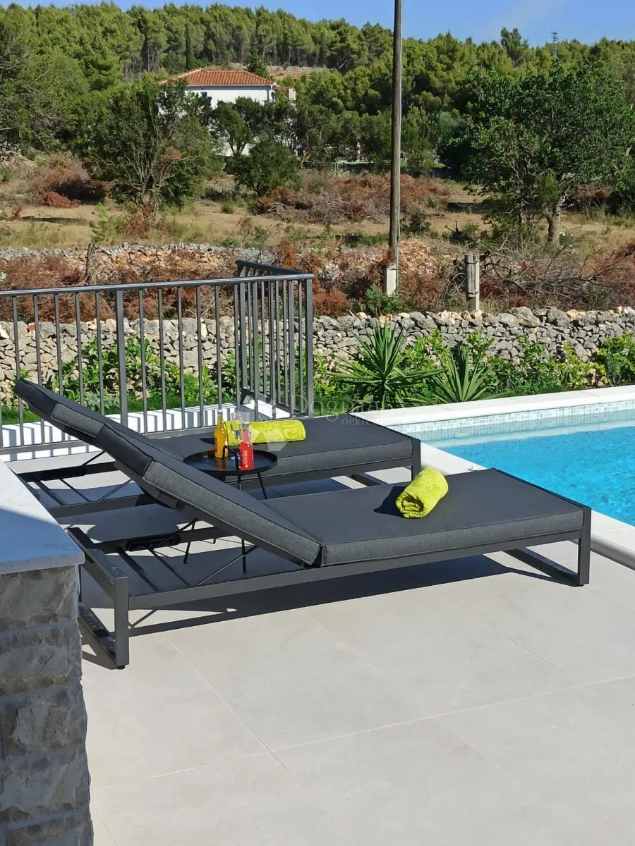 luksuzna vila u prirodnom okruženju - slika 34