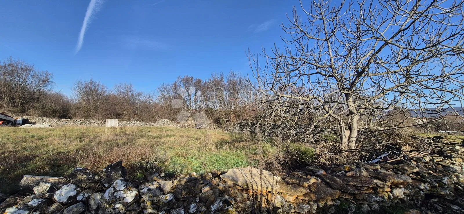 građevinsko zemljište sa građevinskom dozvolom 3 km od mora - slika 4