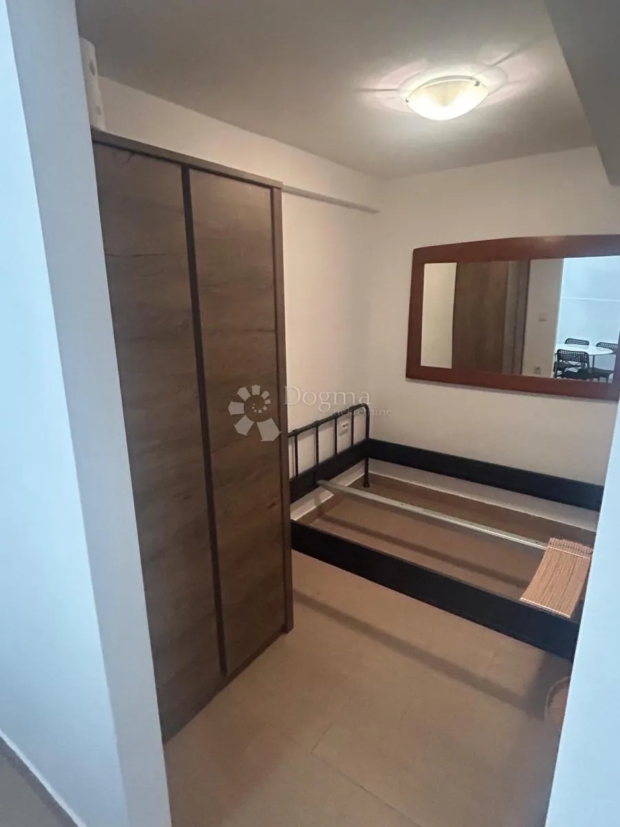 petrova | potpuno namješten stan | 29,02 m² - slika 5