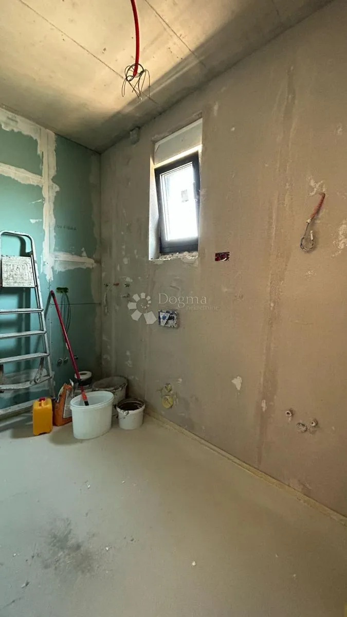 penthouse s pogledom i velikom terasom – štinjan - slika 9