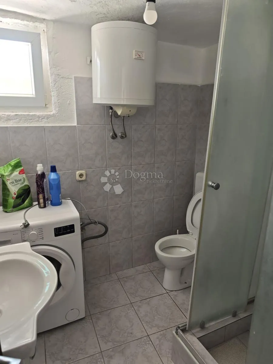 prodaje se kuća, ljubački stanovi - slika 22