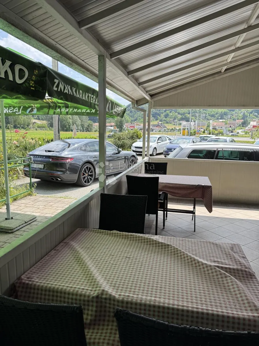 uhodan restoran + veliki parking - slika 10