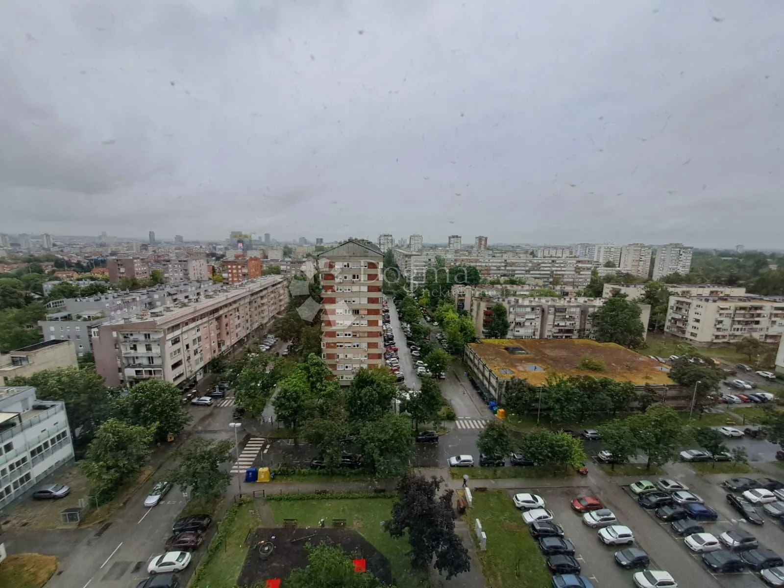 stan na odličnoj poziciji - slika 6